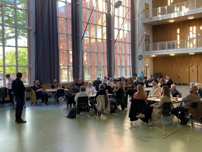 Dialogmøde